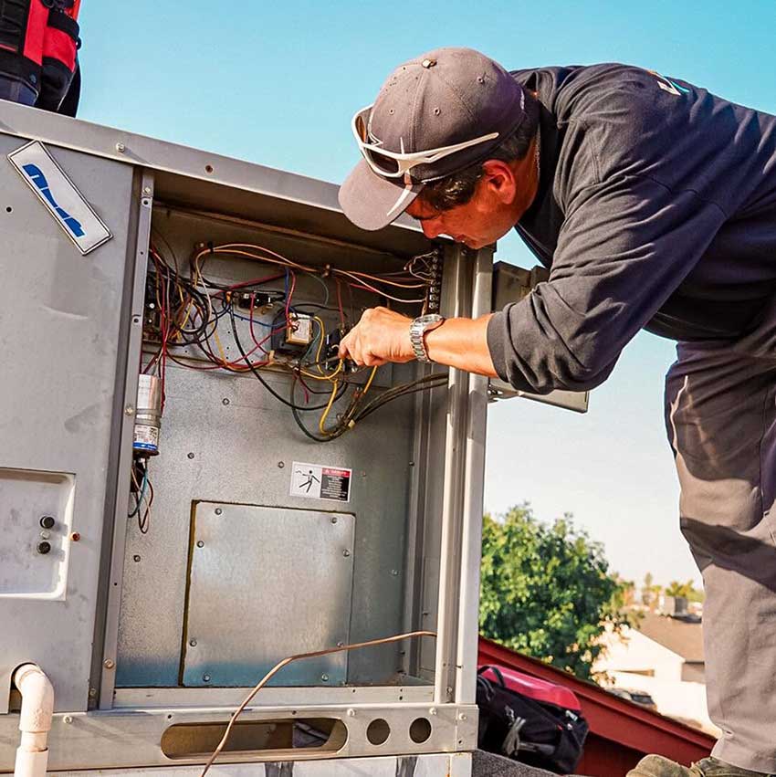 air conditioning company offers AC maintenance services